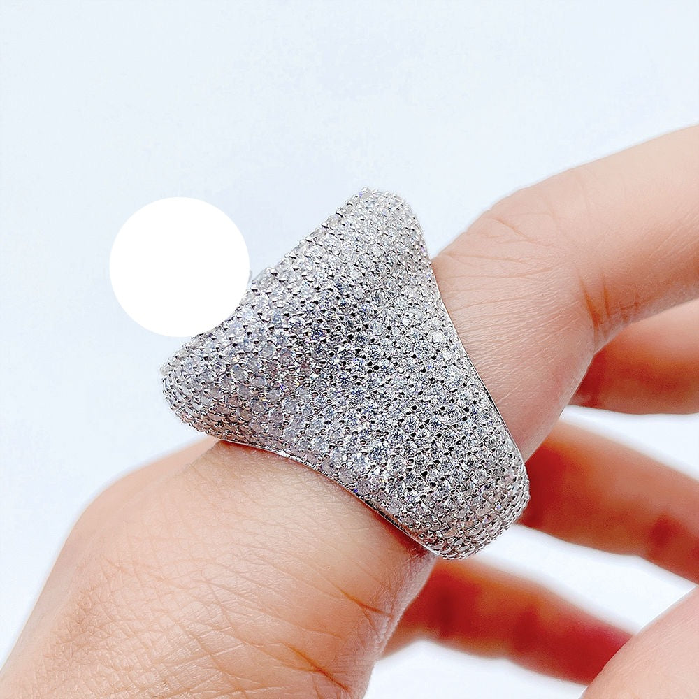 Round Shape Iced out Ring