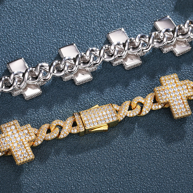 Cuban Chain Iced out Necklace/Bracelet